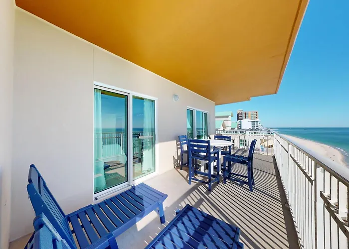 Crystal Shores West 1101 *