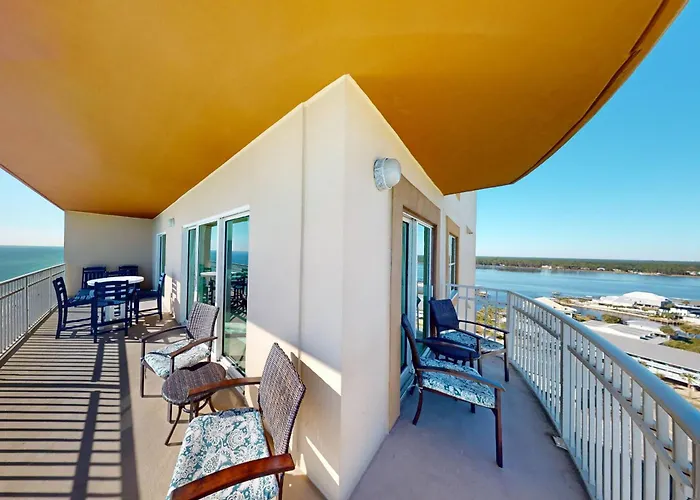 Crystal Shores West 1101