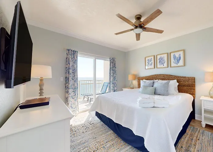 Crystal Shores West 1101